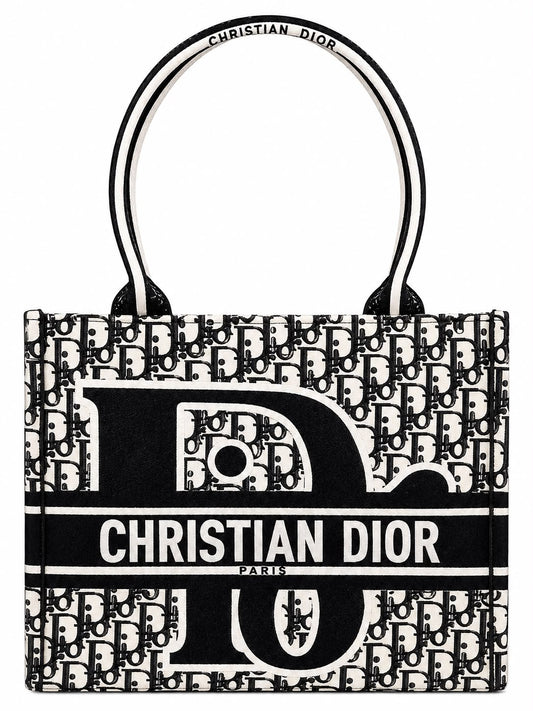 Statement tote bag